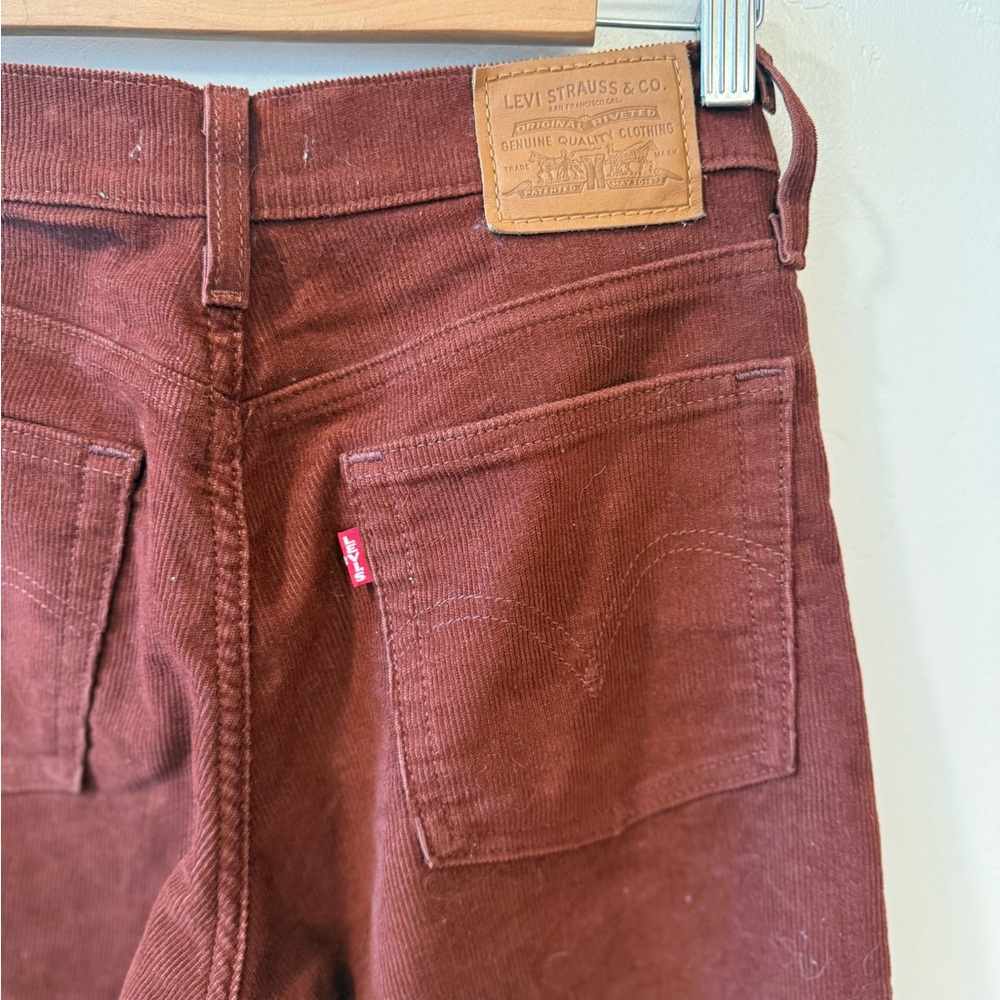 Levi's Brown Corduroy Pants for Timeless Style